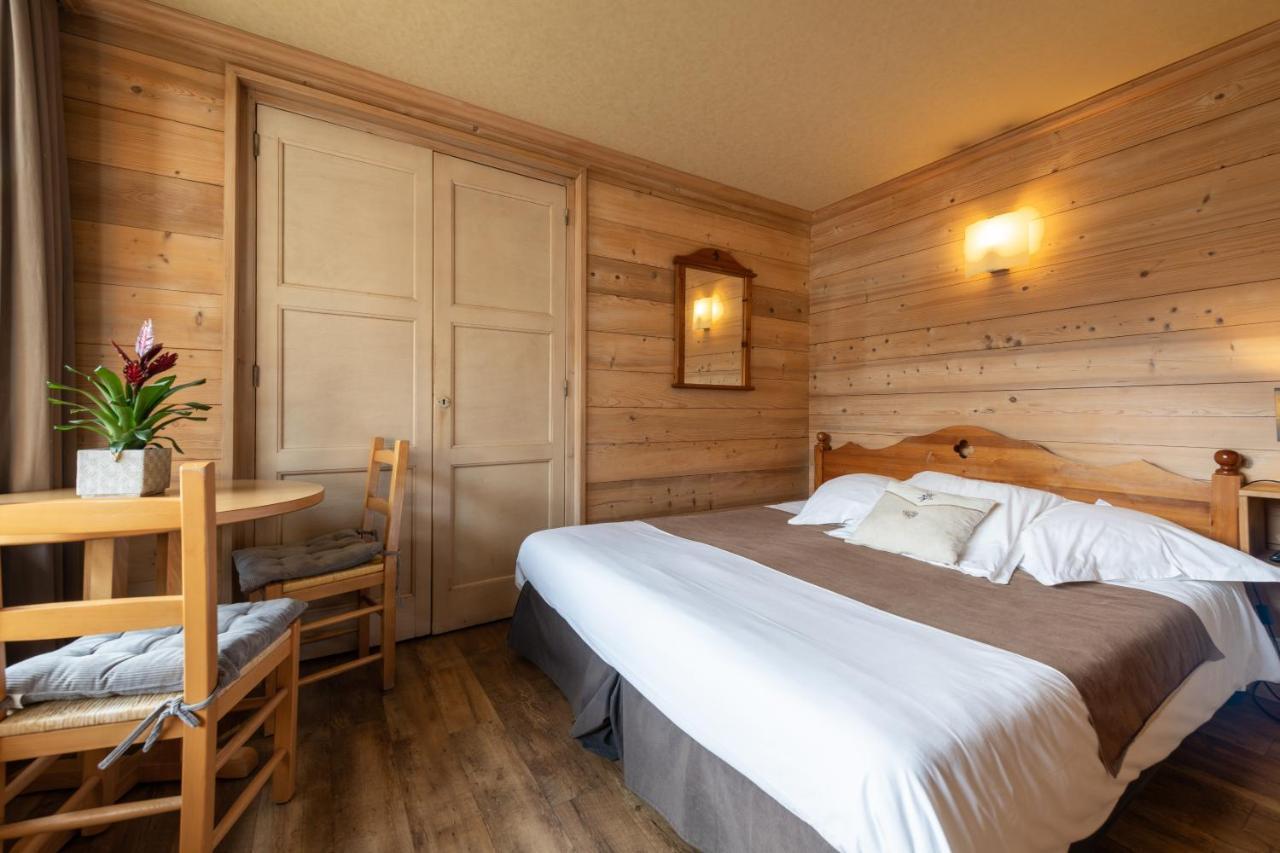 Hotel La Montagne La Clusaz Exteriör bild